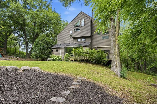 3601 Prestige Lane, Minnetonka, MN 55305