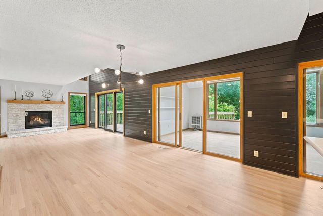 3601 Prestige Lane, Minnetonka, MN 55305
