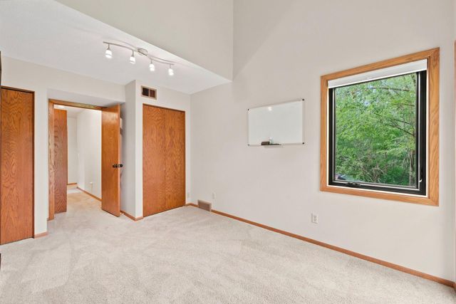 3601 Prestige Lane, Minnetonka, MN 55305