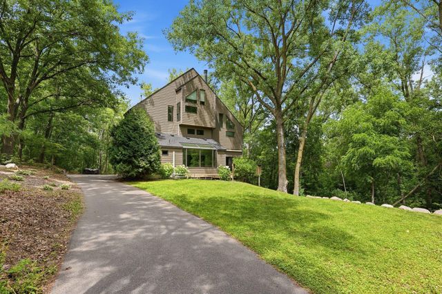 3601 Prestige Lane, Minnetonka, MN 55305