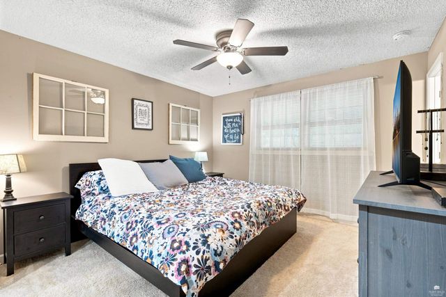 921 DeHoff Dr., Manhattan, KS 66502