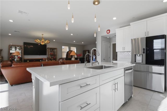 1144 Green Lovebird Street, Henderson, NV 89011