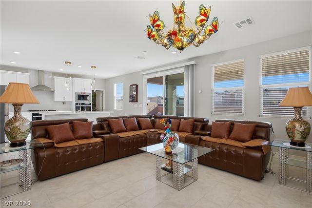 1144 Green Lovebird Street, Henderson, NV 89011