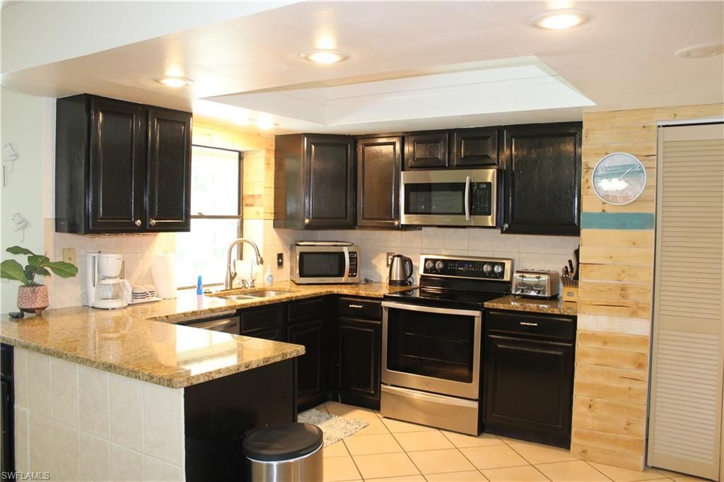 1025 Van Loon LN, CAPE CORAL, FL 33909 — photo 3