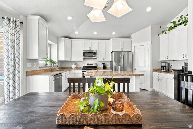 7452 S 5765 W, West Jordan, UT 84081
