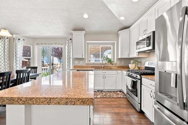 7452 S 5765 W, West Jordan, UT 84081