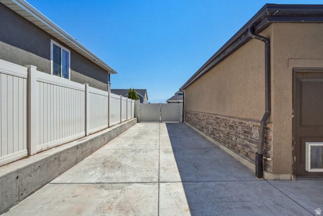 7452 S 5765 W, West Jordan, UT 84081