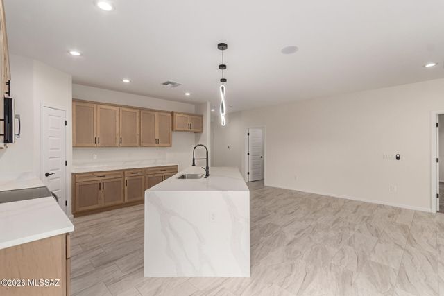 161 S Montgomery Avenue, Corona De Tucson, AZ 85641