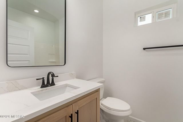 161 S Montgomery Avenue, Corona De Tucson, AZ 85641