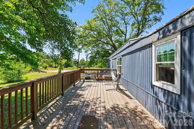 9937 Harwood Lane, Charlotte, NC 28214