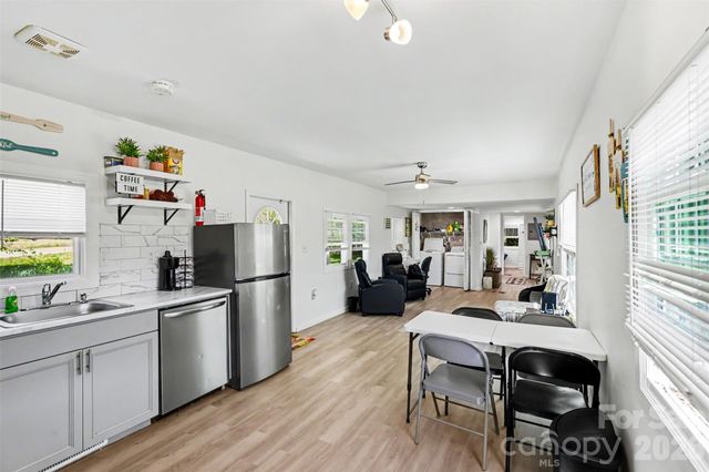 9937 Harwood Lane, Charlotte, NC 28214
