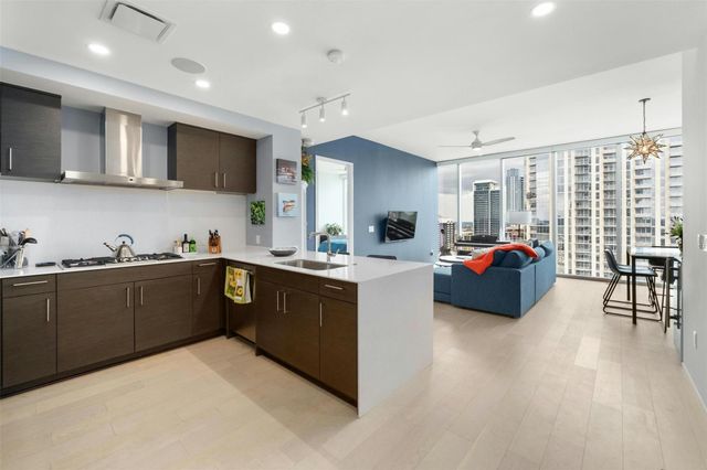 301 West Ave 3104, Austin, TX 78701