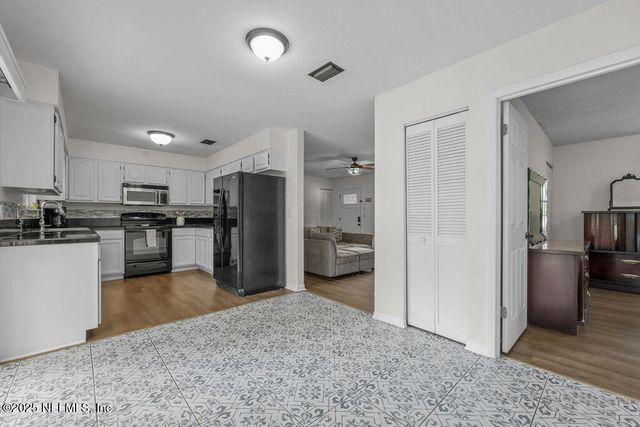 1410 CLEVELAND Avenue, Palatka, FL 32177