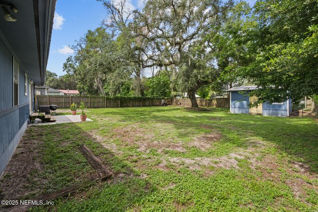 1410 CLEVELAND Avenue, Palatka, FL 32177
