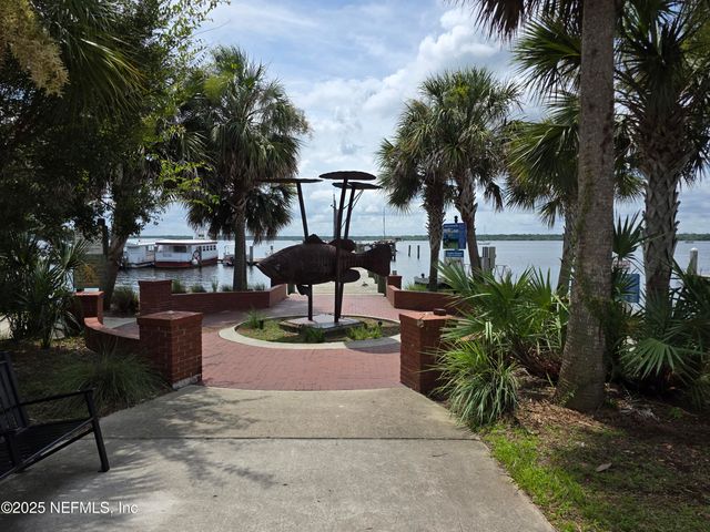 1410 CLEVELAND Avenue, Palatka, FL 32177
