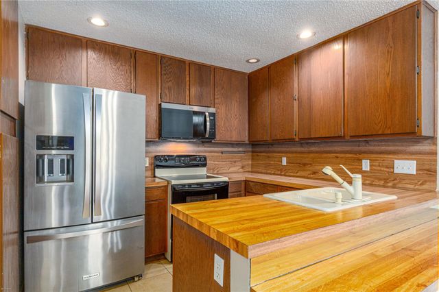 1748 Ohlen RD 3, Austin, TX 78757