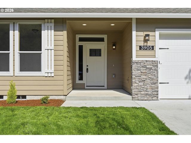 3905 Se 147th Ave, Portland, OR 97236