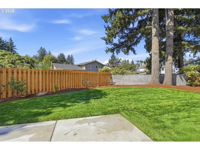 3905 Se 147th Ave, Portland, OR 97236