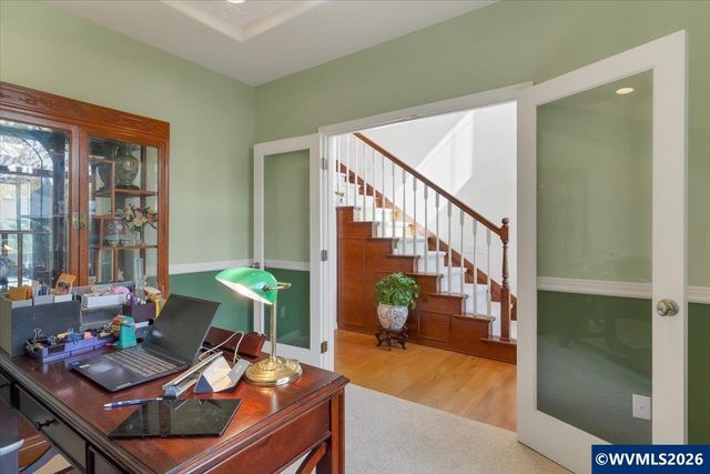 531 Inverness Dr SE, Salem, OR 97306