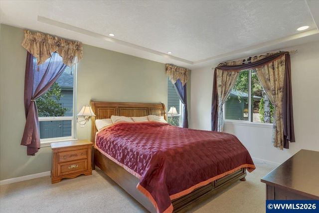 531 Inverness Dr SE, Salem, OR 97306