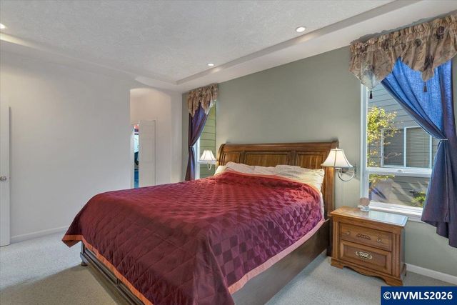 531 Inverness Dr SE, Salem, OR 97306
