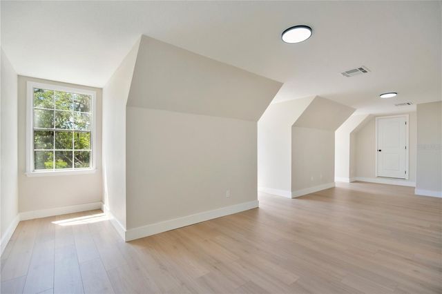 12200 TREETOP COURT, Orlando, FL 32832