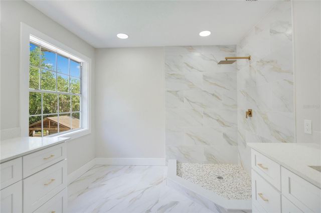 12200 TREETOP COURT, Orlando, FL 32832