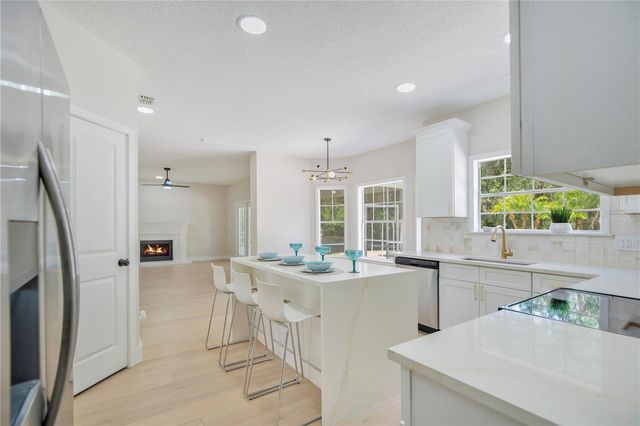 12200 TREETOP COURT, Orlando, FL 32832