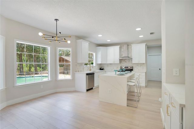 12200 TREETOP COURT, Orlando, FL 32832