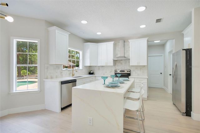 12200 TREETOP COURT, Orlando, FL 32832