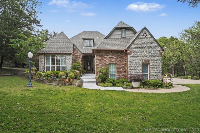 18409 E 101st Place North, Owasso, OK 74055