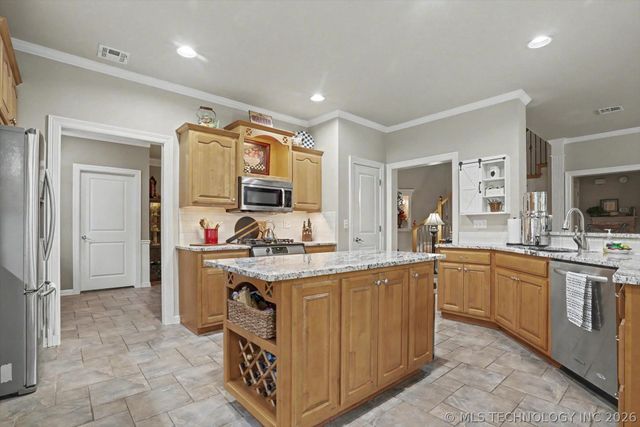18409 E 101st Place North, Owasso, OK 74055