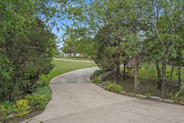 18409 E 101st Place North, Owasso, OK 74055
