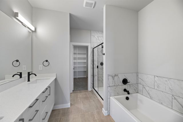 4011 Lecroy Court, Midlothian, TX 76065