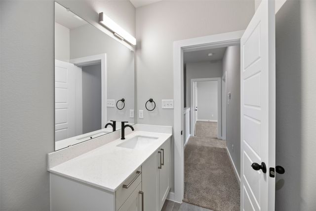 4011 Lecroy Court, Midlothian, TX 76065