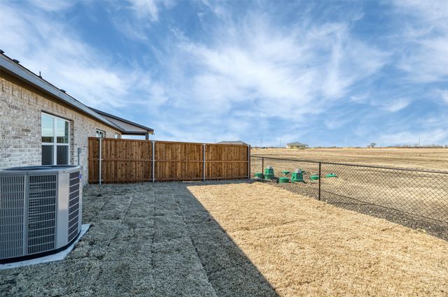 4011 Lecroy Court, Midlothian, TX 76065