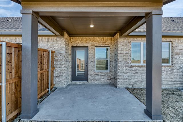 4011 Lecroy Court, Midlothian, TX 76065
