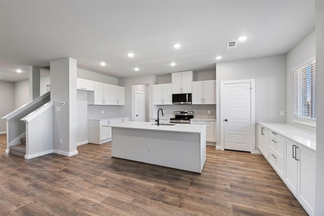 4011 Lecroy Court, Midlothian, TX 76065