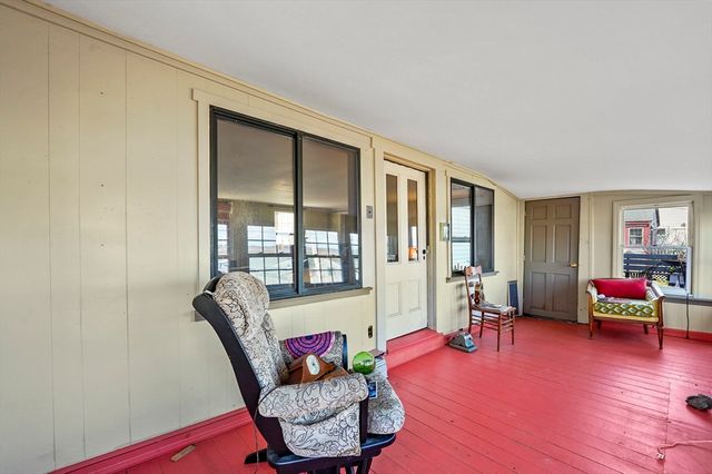 15 Eagle Hill Rd, Ipswich, MA 01938