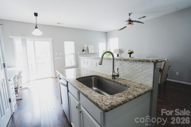 7051 Brighton Park Drive, Charlotte, NC 28227