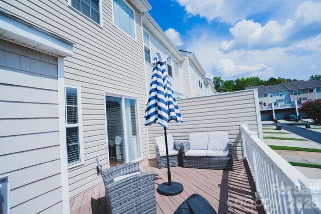 7051 Brighton Park Drive, Charlotte, NC 28227