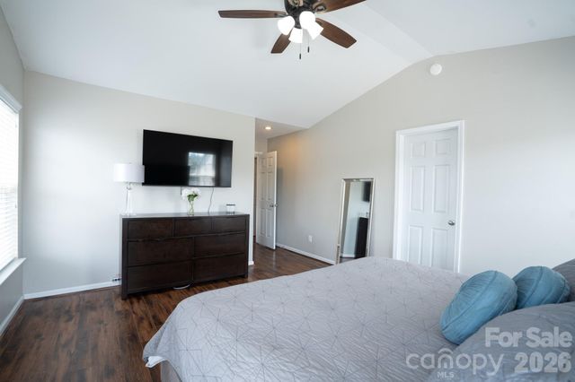 7051 Brighton Park Drive, Charlotte, NC 28227