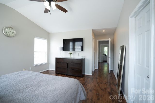 7051 Brighton Park Drive, Charlotte, NC 28227