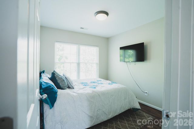 7051 Brighton Park Drive, Charlotte, NC 28227