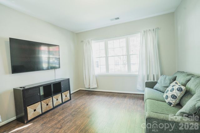7051 Brighton Park Drive, Charlotte, NC 28227