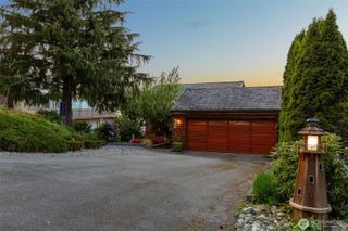 2180 Cove Drive, Oak Harbor, WA 98277
