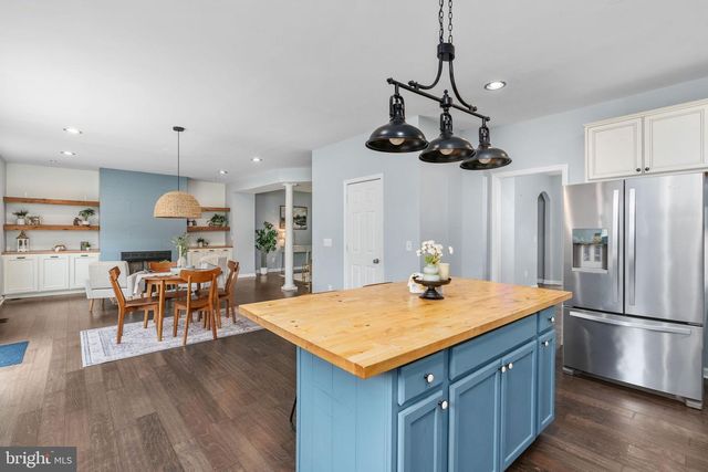 60 RIVER FALLS RD, Fredericksburg, VA 22406