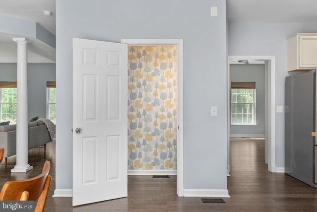 60 RIVER FALLS RD, Fredericksburg, VA 22406