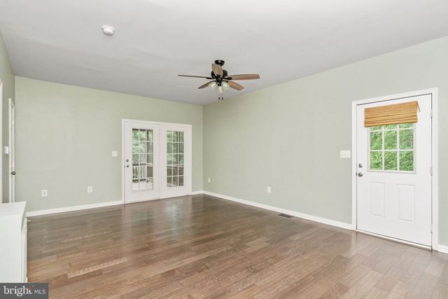 60 RIVER FALLS RD, Fredericksburg, VA 22406