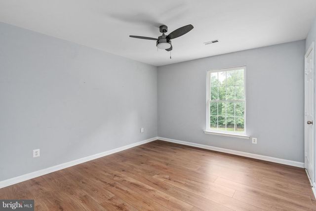 60 RIVER FALLS RD, Fredericksburg, VA 22406